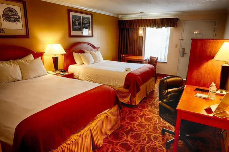 Sturgis Lodge And Suites Exterior photo